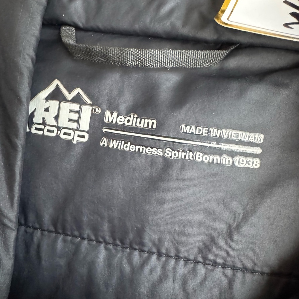 REI Men’s Unisex Light weight puffer zip up jacket black size medium - Picture 3 of 5